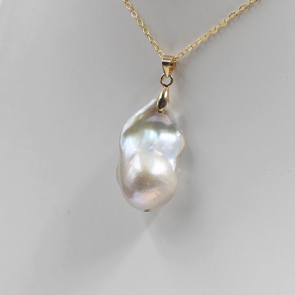 handmade studio classic natural white keshi baroque 28 mm kasumi pearl necklace, Silver
handmade studio classic natural white keshi baroque 28 mm kasumi pearl necklace, Silver