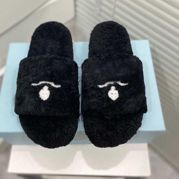 slippers designer shoes lady 100% flops men cartoon l bedroom fashion lazy black white letter flat keep warm wool large size 35-42-
slippers designer shoes lady 100% flops men cartoon l bedroom fashion lazy black white letter flat keep warm wool large size 35-42-