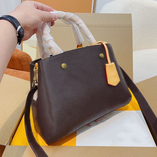designer luxury women the tote bag fashion versatile handbags shoulder crossbody bags purse tories totes large capacity saddle wallets 7a v3
designer luxury women the tote bag fashion versatile handbags shoulder crossbody bags purse tories totes large capacity saddle wallets 7a v3