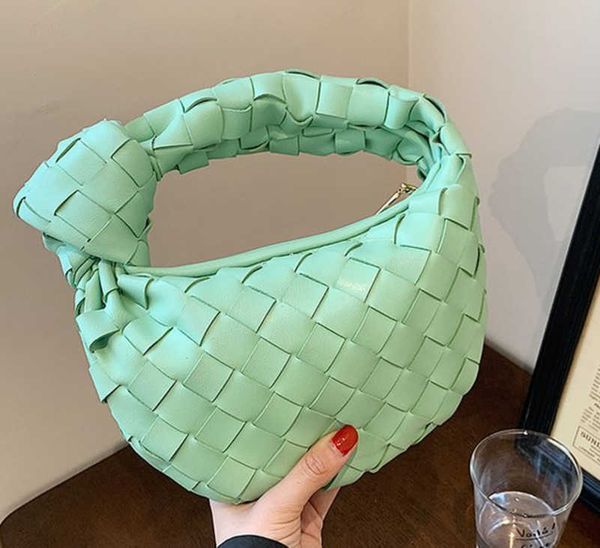 fashion women's bottess handbag venetas 2022 new net red ashigo hand cloud woven female have logo
fashion women's bottess handbag venetas 2022 new net red ashigo hand cloud woven female have logo