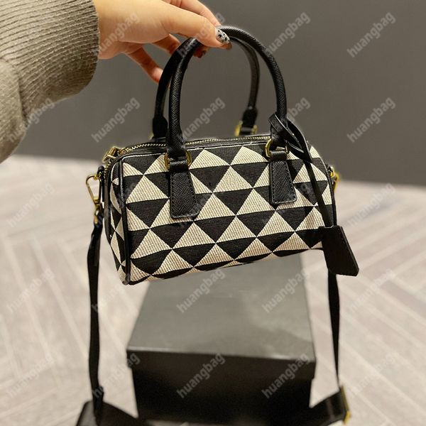 triangle pattern shoulder bag pillow crossbody r tote bags canvas pochette mini totes handbag shopping handbags casual pochettes wallet
triangle pattern shoulder bag pillow crossbody r tote bags canvas pochette mini totes handbag shopping handbags casual pochettes wallet