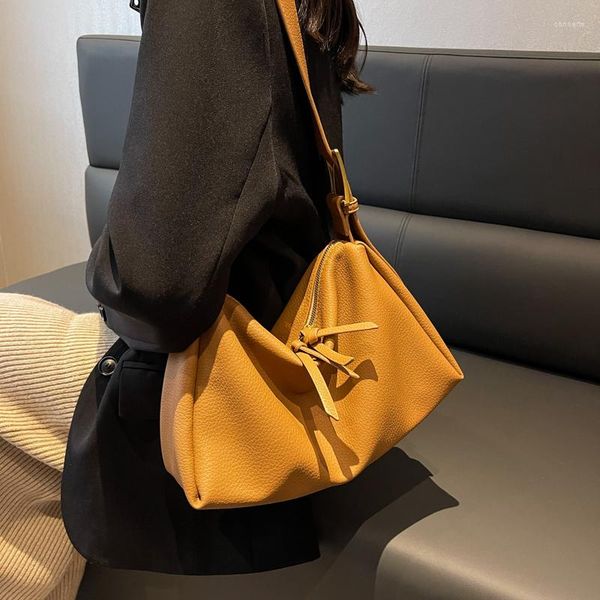 shoulder bags business women lady leather single crossbody sling girl handbag messenger totes satchel packsack purse bag
shoulder bags business women lady leather single crossbody sling girl handbag messenger totes satchel packsack purse bag