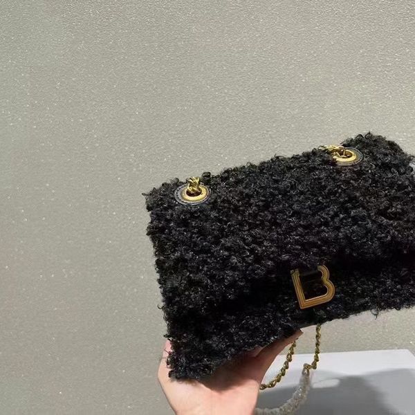 designer balciga bags for women ba family autumn and winter new lamb hair hourglass bag high beauty trend crossbody light luxury premi
designer balciga bags for women ba family autumn and winter new lamb hair hourglass bag high beauty trend crossbody light luxury premi
