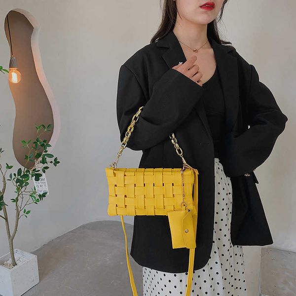 evening bags western weave texture small square 2022 new chain handbag one shoulder crossbody women's
evening bags western weave texture small square 2022 new chain handbag one shoulder crossbody women's