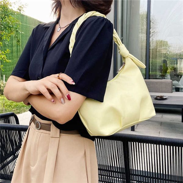 purses bag female 2022 summer versatile underarm bag sling shoulder cross student portable simple 
purses bag female 2022 summer versatile underarm bag sling shoulder cross student portable simple