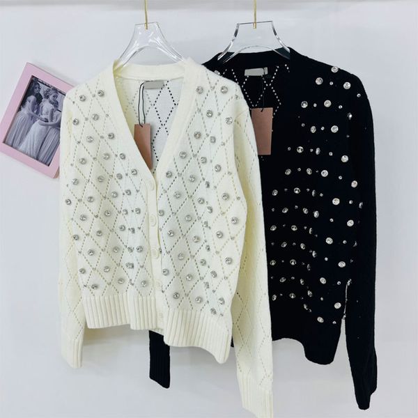 1016 2022 runway autumn women sweater brand same style sweater long sleeve v neck cardigan womens lixuna, White;black
1016 2022 runway autumn women sweater brand same style sweater long sleeve v neck cardigan womens lixuna, White;black