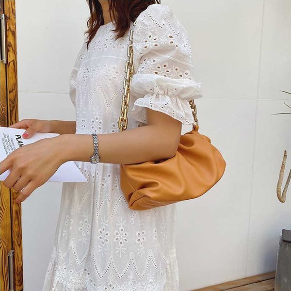 hand designerbag bottess bag women's venetas women's 2022 new pleated small square korean fashion simple pu cloud thi chain one sh
hand designerbag bottess bag women's venetas women's 2022 new pleated small square korean fashion simple pu cloud thi chain one sh