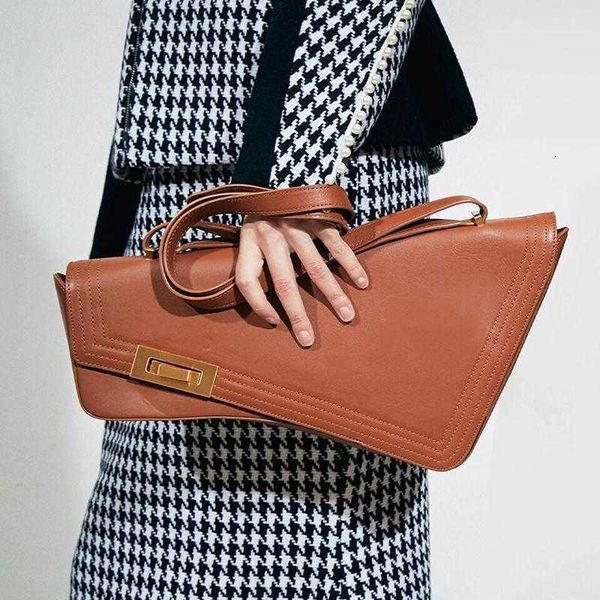 single package irregular geometric women's shoulder bag design chain messenger crossbody bags for women 2021 handbags personality phone
single package irregular geometric women's shoulder bag design chain messenger crossbody bags for women 2021 handbags personality phone