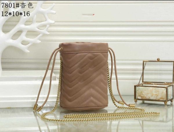 sales newe luxuryi designera women shoulder bags leather old flower bucket bag famous drawstring handbags cross body purse
sales newe luxuryi designera women shoulder bags leather old flower bucket bag famous drawstring handbags cross body purse