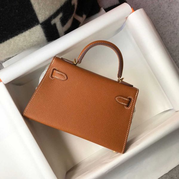 2023 fashion mini womens bags 21cm 25cm genuine leather portable cowhide second generation single shoulder messeng
2023 fashion mini womens bags 21cm 25cm genuine leather portable cowhide second generation single shoulder messeng