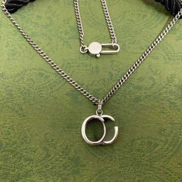 luxury designer necklace for men and women designer letter pendant necklaces stainless steel chain fashion jewelry couple gift for halloween, Silver
luxury designer necklace for men and women designer letter pendant necklaces stainless steel chain fashion jewelry couple gift for halloween, Silver