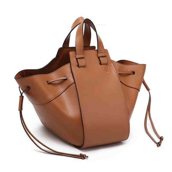 designer luxury women bag lowe handbags totes womens crossbody loulous handbag loweitys 5acubi shoulder fashion capacity versatile bags obv4
designer luxury women bag lowe handbags totes womens crossbody loulous handbag loweitys 5acubi shoulder fashion capacity versatile bags obv4