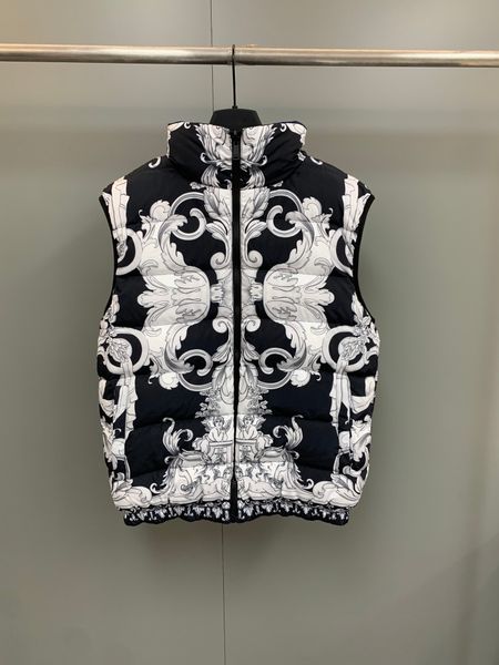 2022 winter mens new designer luxury down filled vest - beautiful men us size vest, Black;brown
2022 winter mens new designer luxury down filled vest - beautiful men us size vest, Black;brown