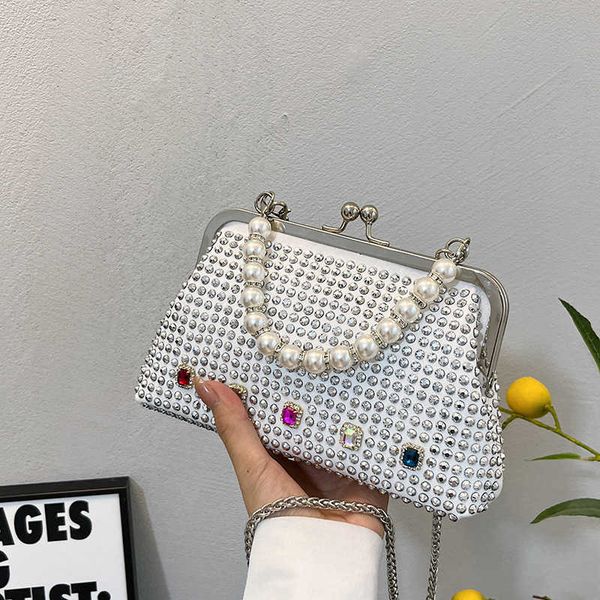 autumn 2022 version diamond small square bag women's bag one shoulder leisure lovely pearl chain bag women
autumn 2022 version diamond small square bag women's bag one shoulder leisure lovely pearl chain bag women