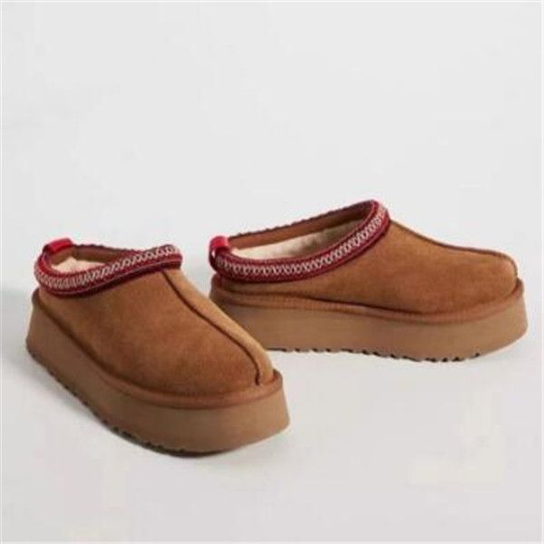 2022 women snow boot designer leather lazy fur boots thick bottom winter platforms slippers black maroon tasman shoes slip-on warm ankle tai
2022 women snow boot designer leather lazy fur boots thick bottom winter platforms slippers black maroon tasman shoes slip-on warm ankle tai