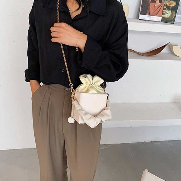 single package fashion small box bags women shoulder casual chain women's handbag metal handle crossbody bag lady solid leather purses
single package fashion small box bags women shoulder casual chain women's handbag metal handle crossbody bag lady solid leather purses