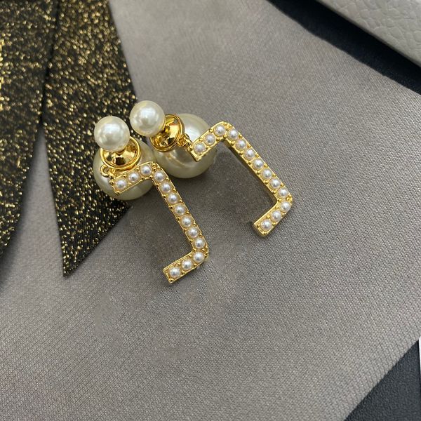 fashion classic stud pearl letter earrings personality party jewelry designer earrings, Silver
fashion classic stud pearl letter earrings personality party jewelry designer earrings, Silver