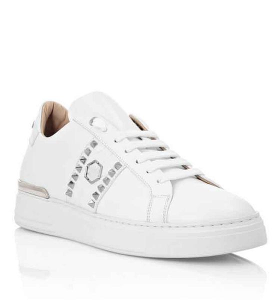 nappa signature low sports shoes anti-skid rubber sole rivet hexagonal comfortable outdoor walking
nappa signature low sports shoes anti-skid rubber sole rivet hexagonal comfortable outdoor walking