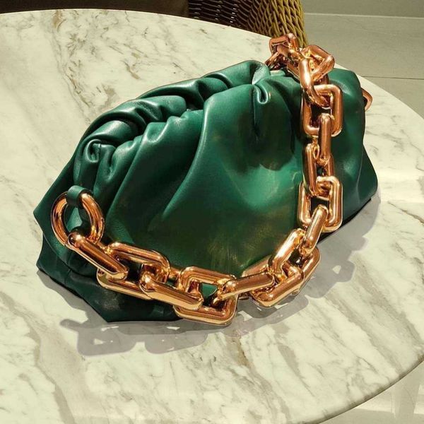 hand designerbag bottess bag women's venetas 2022 new net red chain cloud xiaojing song huiqiao same portable one shoulder real leather
hand designerbag bottess bag women's venetas 2022 new net red chain cloud xiaojing song huiqiao same portable one shoulder real leather
