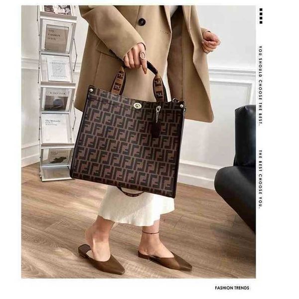 70% off 2023 designer bag explosive models handbags atmosphere large slung portable
70% off 2023 designer bag explosive models handbags atmosphere large slung portable