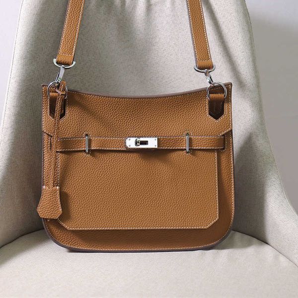 designer bags fashion jypsiever herme women's leather one shoulder diagonal wind ol gypsy large capacity new for men and women
designer bags fashion jypsiever herme women's leather one shoulder diagonal wind ol gypsy large capacity new for men and women