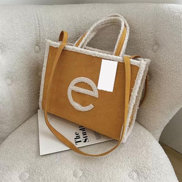 tote bags winter women fluffy large capacity shopping bag luxury female designer soft fur plush handbag
tote bags winter women fluffy large capacity shopping bag luxury female designer soft fur plush handbag