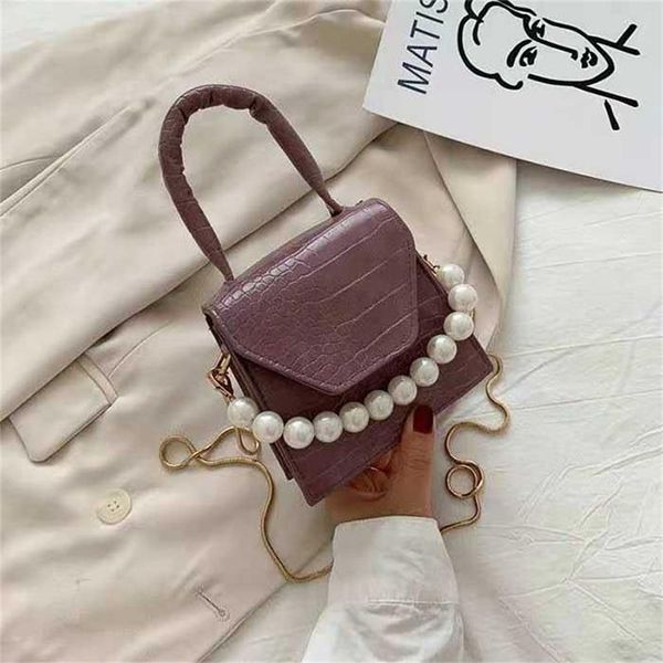 2022 new ladies shoulder bag pearl tote bags classic leather fashion trend casual and versatile
2022 new ladies shoulder bag pearl tote bags classic leather fashion trend casual and versatile