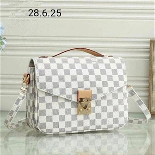 new women's handbags purses beautiful small chain bag striped european style shoulder bag party2242
new women's handbags purses beautiful small chain bag striped european style shoulder bag party2242