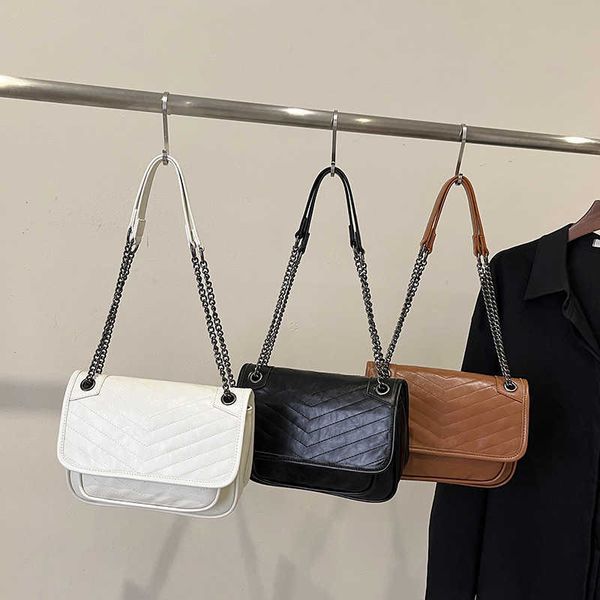 messenger bags bag 2022 new postman cracked chain single shoulder diagonal span leisure
messenger bags bag 2022 new postman cracked chain single shoulder diagonal span leisure