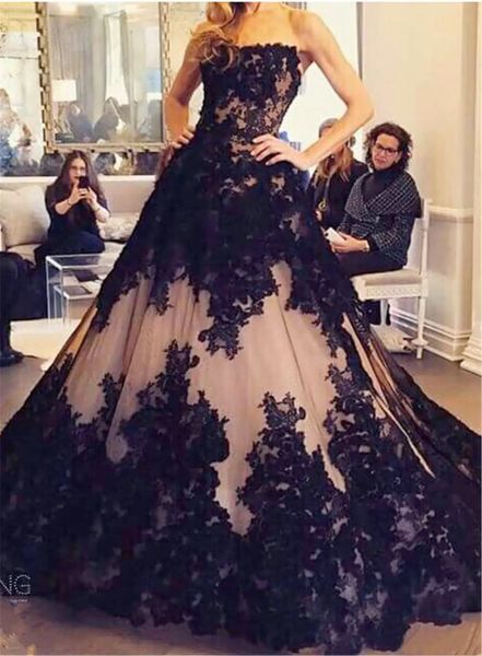 lace appliques ball gown evening dress strapless sleeveless black and nude prom gowns vestido largo de fiesta
lace appliques ball gown evening dress strapless sleeveless black and nude prom gowns vestido largo de fiesta