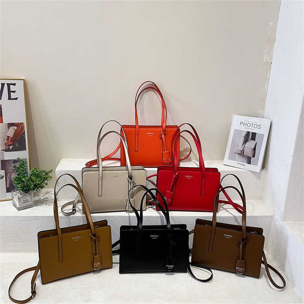 purses 2022 versatile women's bag trend commuter one shoulder large capacity hand s
purses 2022 versatile women's bag trend commuter one shoulder large capacity hand s