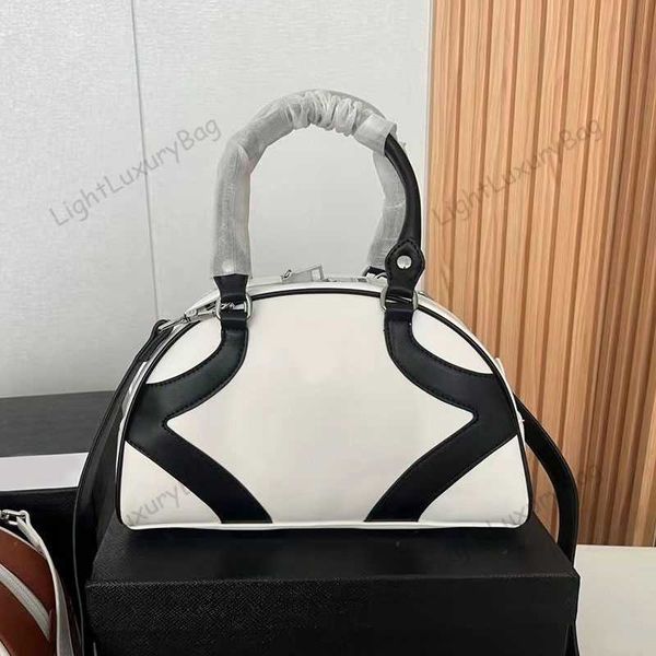 Bowling Bag Designer Two-tone Leather Patchwork Handbags High Capacity Crossbody Fashion for Women Classic Famous Brand Shopping2023, Black
Bowling Bag Designer Two-tone Leather Patchwork Handbags High Capacity Crossbody Fashion for Women Classic Famous Brand Shopping2023, Black