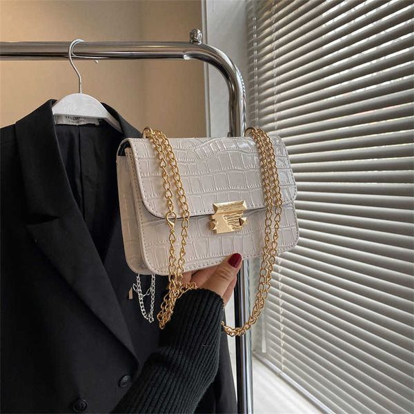 messenger bags popular small square 2022 autumn and winter new crocodile chain women's one shoulder crossbody
messenger bags popular small square 2022 autumn and winter new crocodile chain women's one shoulder crossbody