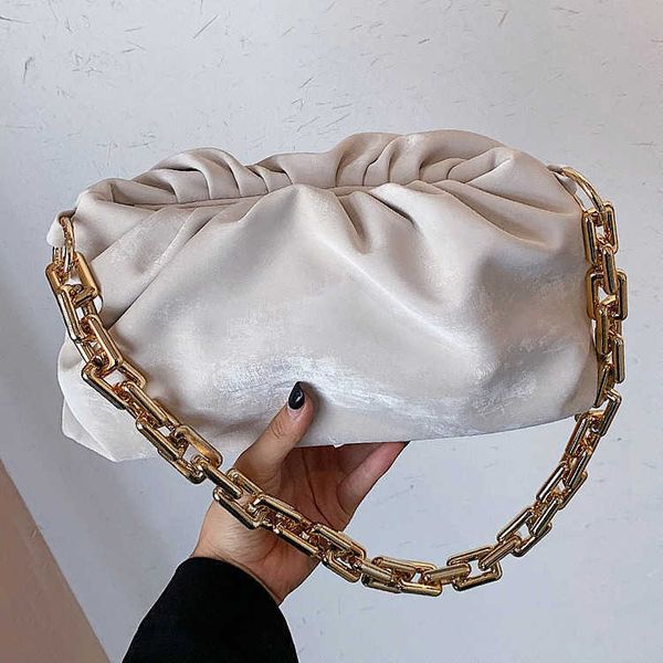 hand designerbag bottess bag women's venetas girl 2022 fashion new autumn net red fold chain single shoulder armpit messenger fairy clo
hand designerbag bottess bag women's venetas girl 2022 fashion new autumn net red fold chain single shoulder armpit messenger fairy clo