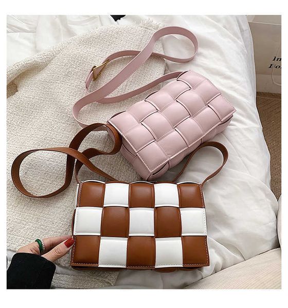 purses 2022 pure color simple rhombus underarm chain handbag small square soft face style hanging sling shoulder
purses 2022 pure color simple rhombus underarm chain handbag small square soft face style hanging sling shoulder