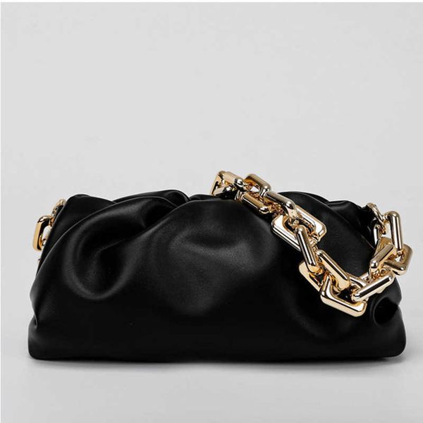 hand designerbag bottess bag women's venetas one shoulder armpit for women 22 new fashion net red pleats small crowd design thi chain v
hand designerbag bottess bag women's venetas one shoulder armpit for women 22 new fashion net red pleats small crowd design thi chain v