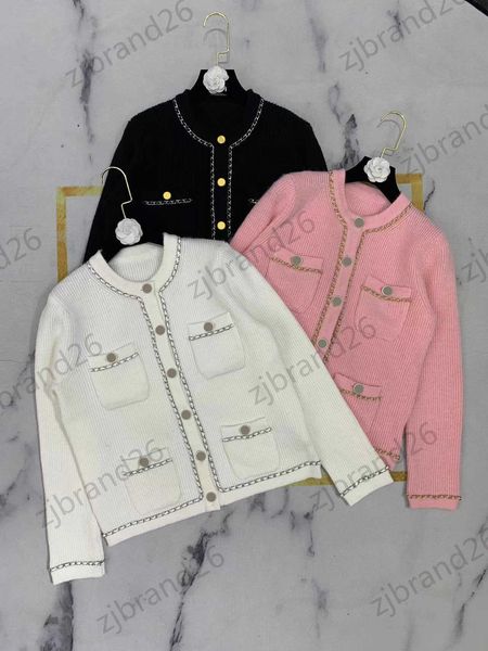 luxury designer cardigan jumpers for womens sweater small incense style cardigan design heavy chain single button pocket knitwear commuter, White;black
luxury designer cardigan jumpers for womens sweater small incense style cardigan design heavy chain single button pocket knitwear commuter, White;black