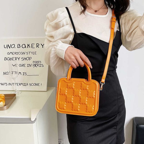 messenger bags 2022 autumn new candy color handheld biscuit small square one shoulder crossbody
messenger bags 2022 autumn new candy color handheld biscuit small square one shoulder crossbody