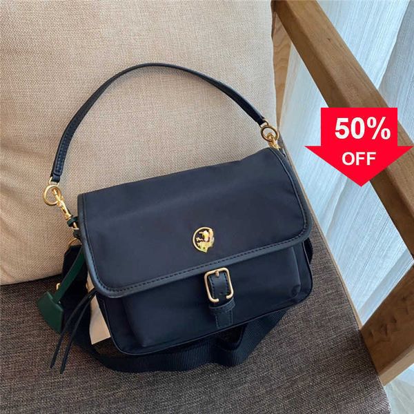 designer bags t/b new postman waterproof nylon cloth with leather hand single shoulder messenger bag women's evening clutches luxury ha
designer bags t/b new postman waterproof nylon cloth with leather hand single shoulder messenger bag women's evening clutches luxury ha