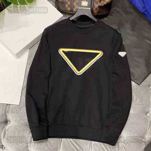 men's hoodies sweatshirts designer luxury prad classic hoodie autumn sweater mens and womens letter triangular cow head print casual co, Black
men's hoodies sweatshirts designer luxury prad classic hoodie autumn sweater mens and womens letter triangular cow head print casual co, Black