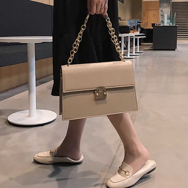 single package luxury brand women's handbag 2021 fashion new pu leather female crossbody bags lock chain shoulder messenger c0602
single package luxury brand women's handbag 2021 fashion new pu leather female crossbody bags lock chain shoulder messenger c0602