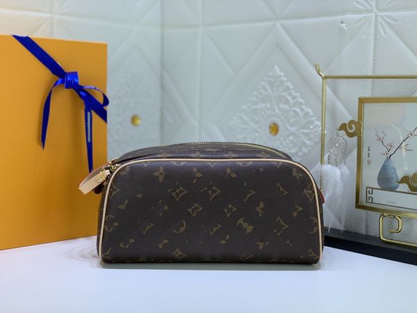 dopp kit pouch toilet bag women cosmetic handbag men washing room box designer damier graphite monograms letter checkboard zipper closure st
dopp kit pouch toilet bag women cosmetic handbag men washing room box designer damier graphite monograms letter checkboard zipper closure st