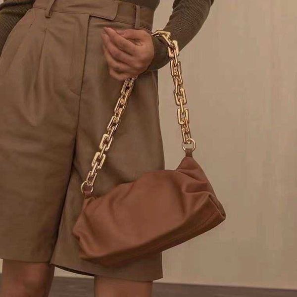 handbags designer bottess bag women's venetas cloud dumpling bun niche design metal thi chain pleated one shoulder armpit soft leathe h
handbags designer bottess bag women's venetas cloud dumpling bun niche design metal thi chain pleated one shoulder armpit soft leathe h