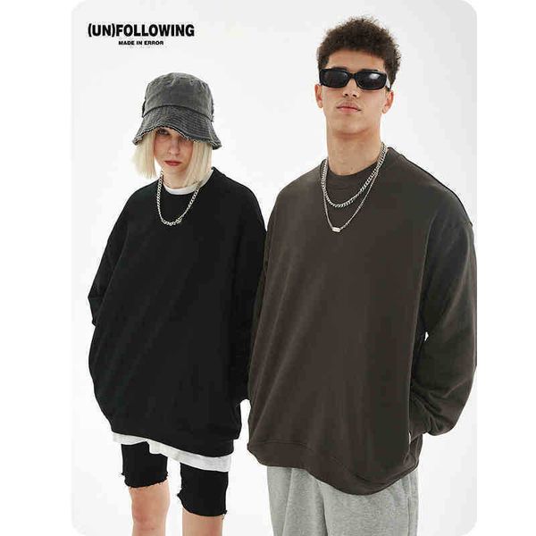 autumn and winter new round neck terry small neckline pure cotton side pocket sweater loose fashion brand, Black
autumn and winter new round neck terry small neckline pure cotton side pocket sweater loose fashion brand, Black