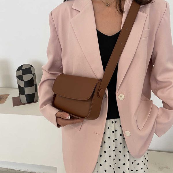 purses pure color small fresh texture one shoulder messenger bag 2022 spring summer versatile simple
purses pure color small fresh texture one shoulder messenger bag 2022 spring summer versatile simple