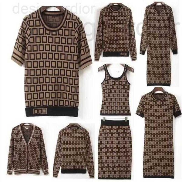 women's sweaters designer women woman knits tees longsleeve and short sleeve classical english word printing o-neck cardigan pullover l, White;black
women's sweaters designer women woman knits tees longsleeve and short sleeve classical english word printing o-neck cardigan pullover l, White;black