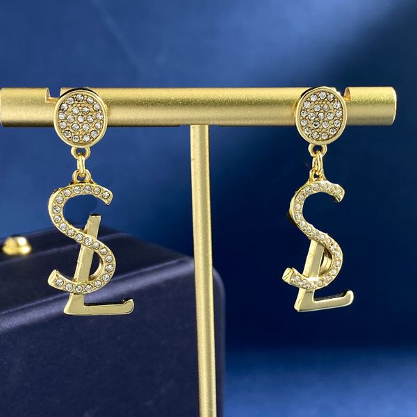 designer earring love charm for woman styles with diamonds brand simple letters y gold 925 silver diamond lady earrings jewelry ear stud, Golden
designer earring love charm for woman styles with diamonds brand simple letters y gold 925 silver diamond lady earrings jewelry ear stud, Golden