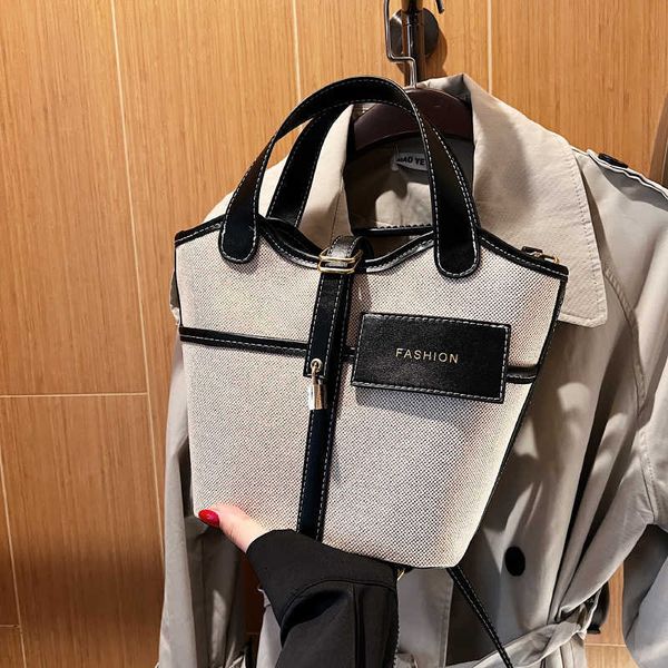 purses canvas bag women 2022 versatile design portable bucket food basket one shoulder messenger
purses canvas bag women 2022 versatile design portable bucket food basket one shoulder messenger