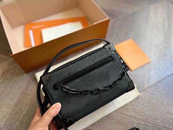 1vquality selling handbag bags chest pack lady tote chains handbags presbyopic original purse bag leather crossbody luxury designer
1vquality selling handbag bags chest pack lady tote chains handbags presbyopic original purse bag leather crossbody luxury designer