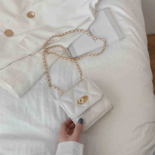 single package 2020 summer new women's bag mini small fashion chain embroidery thread shoulder coin purse messenger ladies c0508
single package 2020 summer new women's bag mini small fashion chain embroidery thread shoulder coin purse messenger ladies c0508